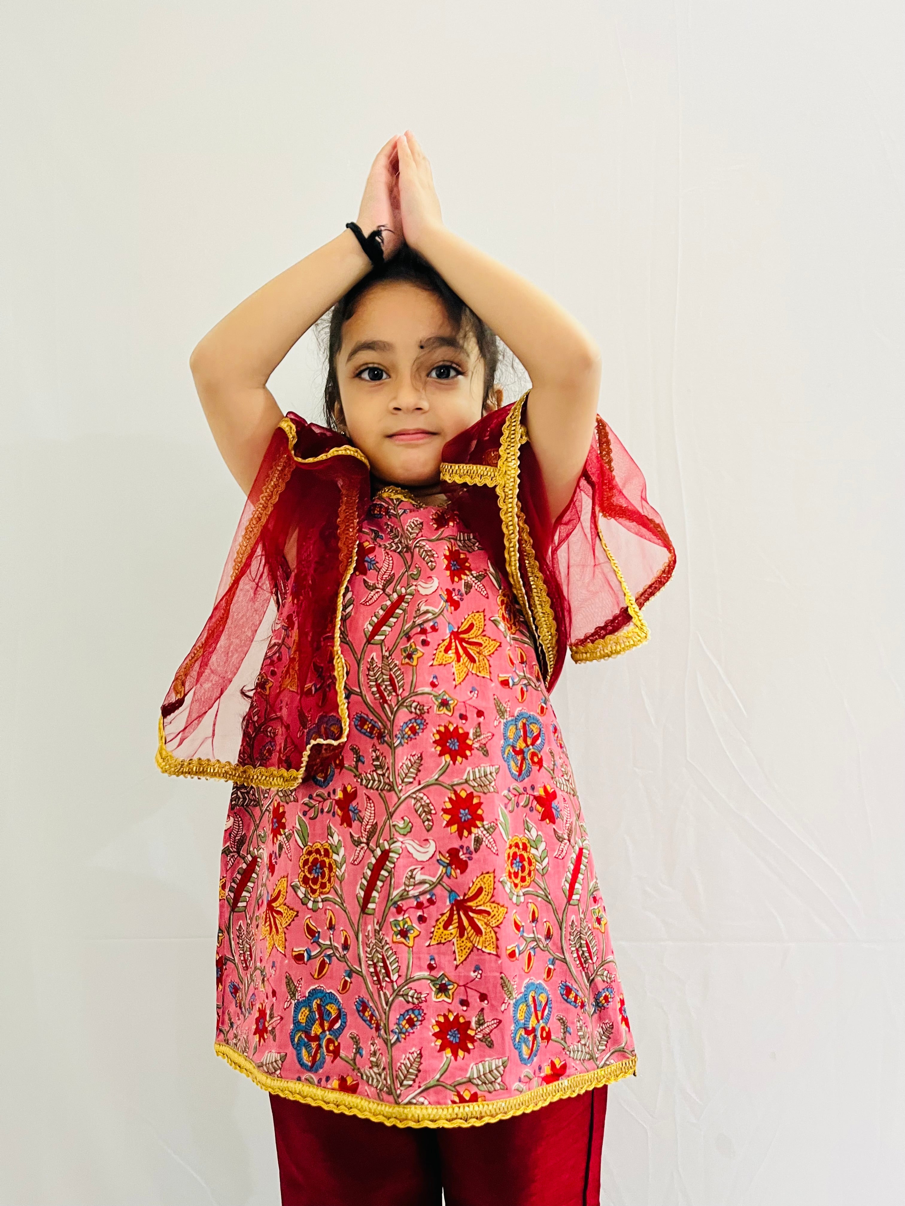 Girls Sleeveless A line  Ethnic Floral Motif Printed With  Gota Lace Embellished A Line Kurta & Pants Set - Maroon